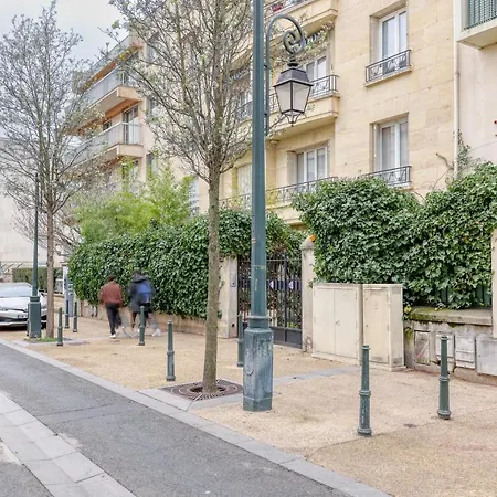 Διαμέρισμα Joli Studio Avec Jardin - A 2 Min De Paris Neuilly-sur-Seine
